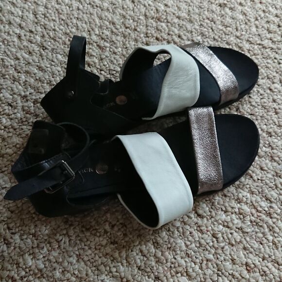 LILIMILL all black sandals size 39 - Picture 4 of 13